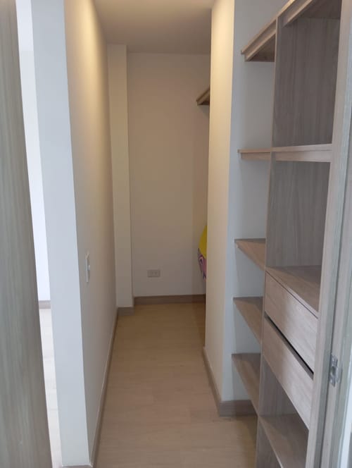 Apartamento de 2 alcobas en venta en La Industrial, Marinilla, 62 m² · foto 11 de 17