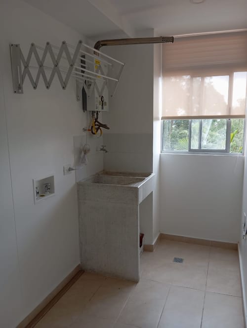 Apartamento de 2 alcobas en venta en La Industrial, Marinilla, 62 m² · foto 12 de 17