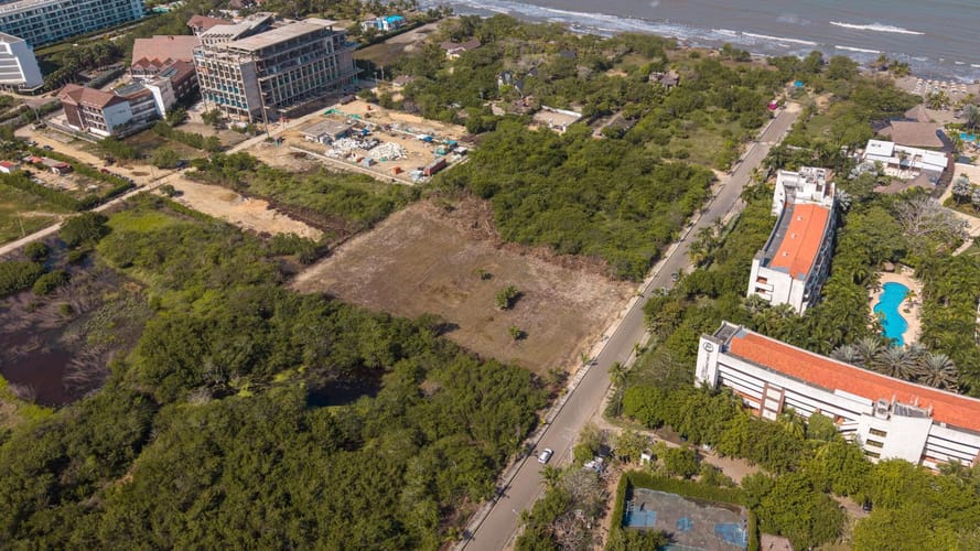 Lote en venta en Cartagena, 1804 m² · foto 2 de 8