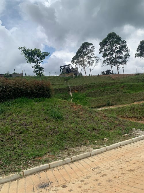 Lote en venta en Guarne, 1873 m² · foto 13 de 19