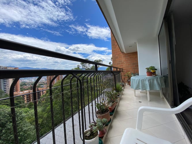 Apartamento de 3 alcobas en venta en Mesa, Envigado, 127 m² · foto 3 de 15