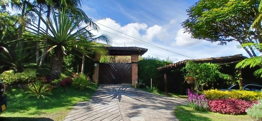Casa de 3 alcobas en venta en Centro, Rionegro · foto 3 de 20