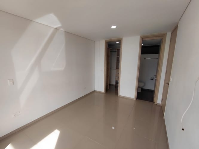 Apartamento de 2 alcobas en venta en La Industrial, Marinilla, 64 m² · foto 16 de 20