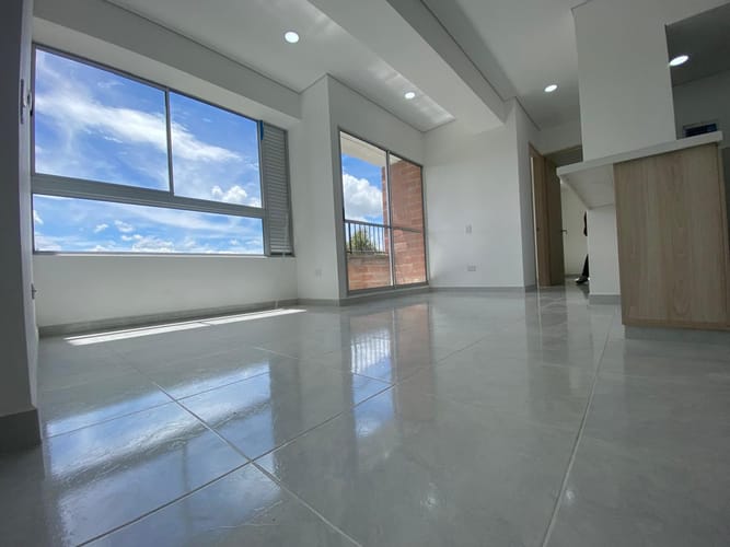 Apartamento de 2 alcobas en venta en El Porvenir, Rionegro, 52 m² · foto 4 de 10