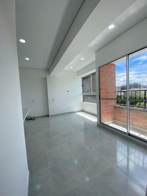 Apartamento de 2 alcobas en venta en El Porvenir, Rionegro, 52 m² · foto 5 de 10