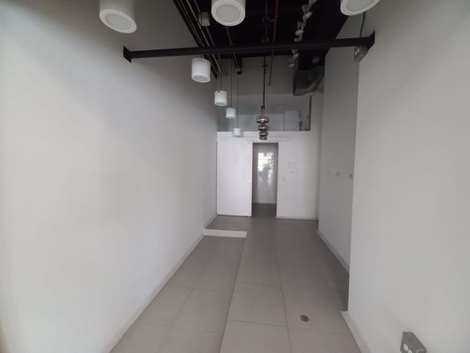 Local en venta en Boston, Medellín, 17 m² · foto 7 de 7