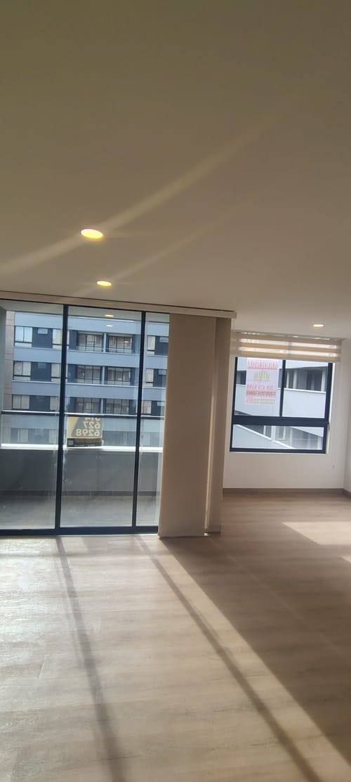 Apartamento de 2 alcobas en arriendo en San Nicolas, La Ceja, 70 m² · foto 3 de 18