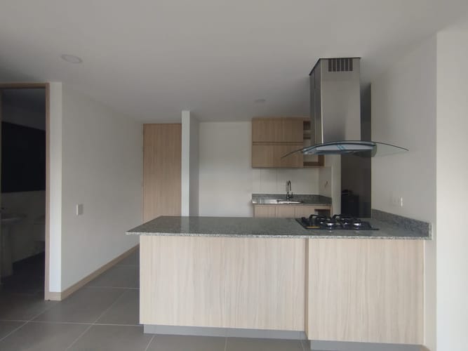 Apartamento de 2 alcobas en venta en El Retiro, 74 m² · foto 7 de 17