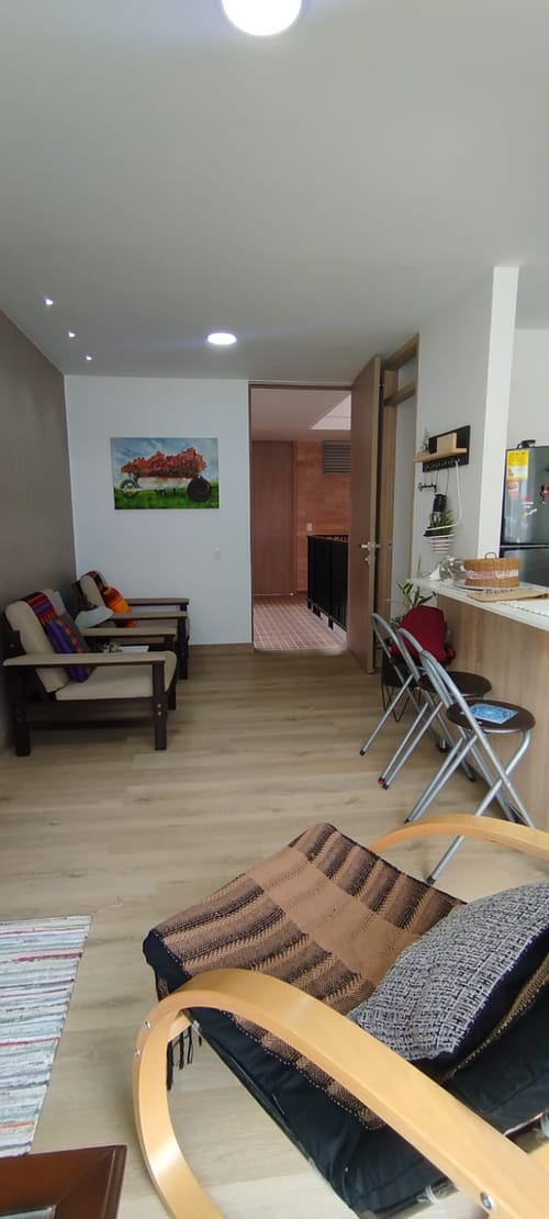 Apartamento de 3 alcobas en venta en La Ceja, 68 m² · foto 2 de 13