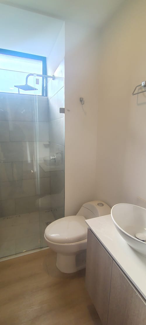 Apartamento de 2 alcobas en arriendo en San Nicolas, La Ceja, 70 m² · foto 10 de 18
