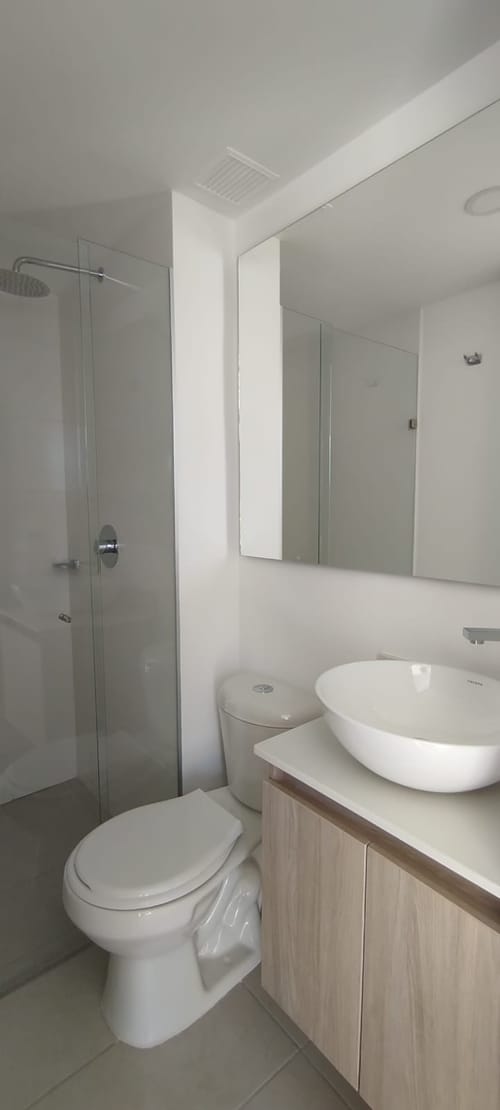 Apartamento de 2 alcobas en venta en La Industrial, Marinilla, 60 m² · foto 7 de 11