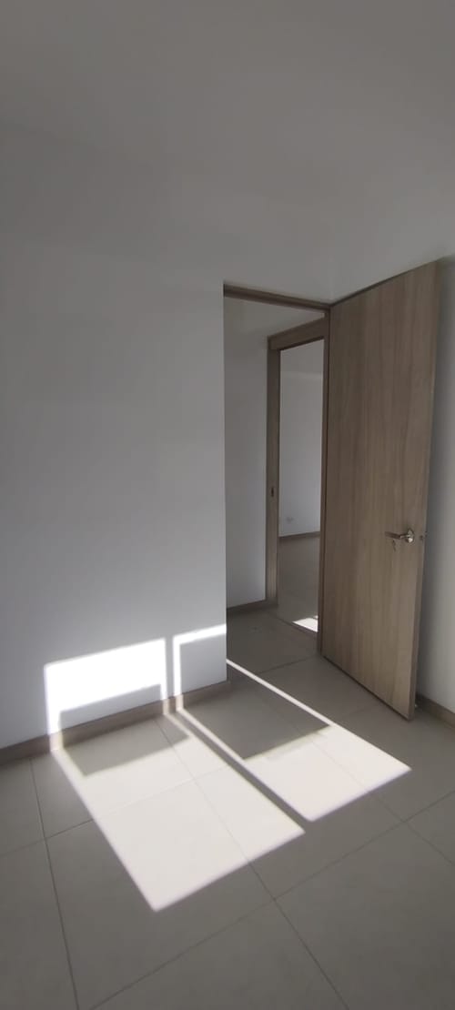 Apartamento de 2 alcobas en venta en La Industrial, Marinilla, 60 m² · foto 10 de 11