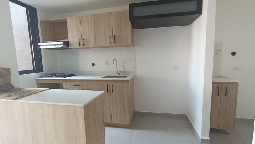 Apartamento de 2 alcobas en venta en El Porvenir, Rionegro, 97 m² · foto 2 de 6