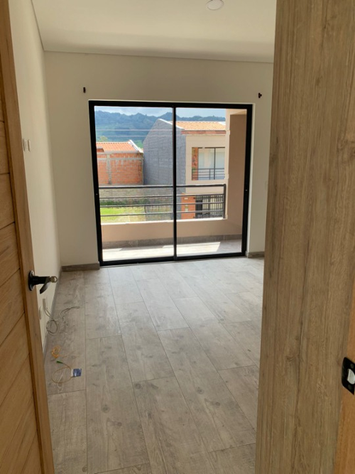 Casa de 4 alcobas en venta en La Ceja, 170 m² · foto 14 de 20