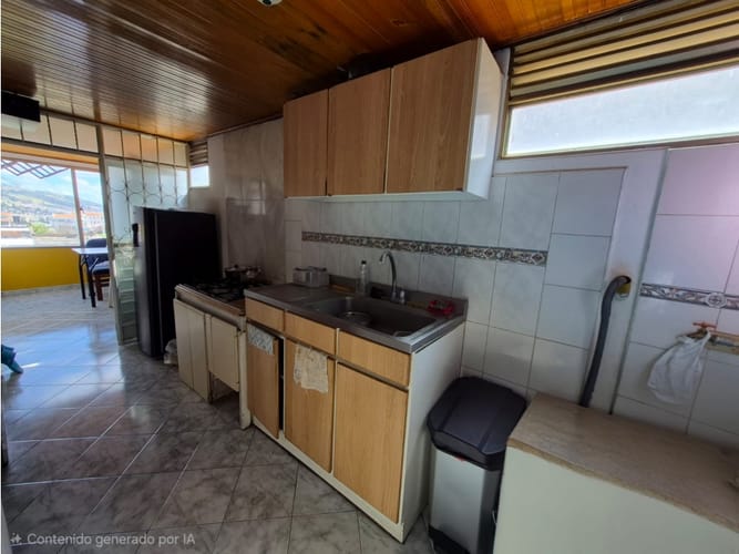 Casa de 13 alcobas en venta en Las Nieves, Tunja, 182 m² · foto 16 de 24