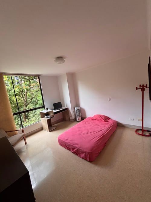 Apartamento de 2 alcobas en venta en Las Lomas, Medellín, 147 m² · foto 12 de 23