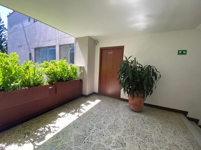 Apartamento de 3 alcobas en venta en La Candelaria, Medellín, 128 m² · foto 17 de 21