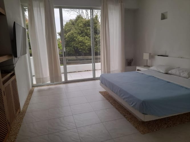 Casa de 5 alcobas en venta en Girardot, Girardot, 610 m² · foto 12 de 17