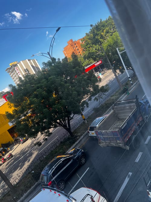 Edificio en venta en Florida Nueva, Medellín, 780 m² · foto 3 de 16