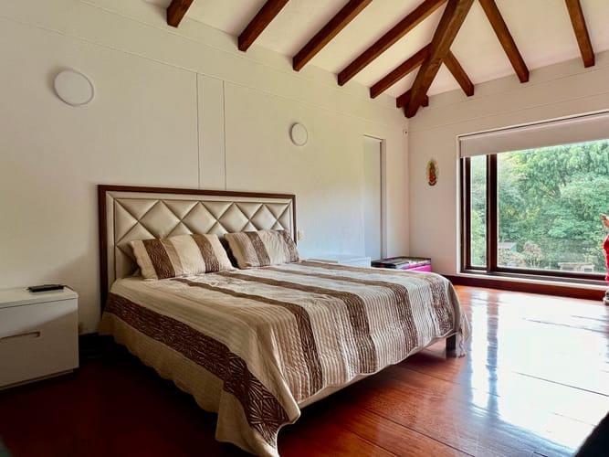 Casa de 4 alcobas en venta en Vía Las Palmas, Medellín, 500 m² · foto 11 de 23