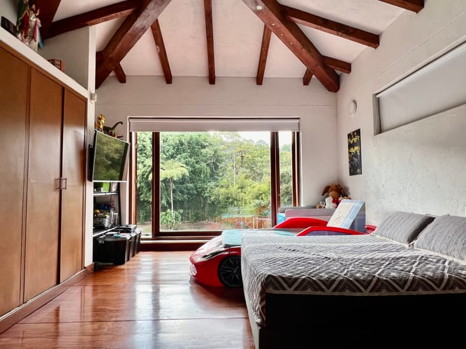 Casa de 4 alcobas en venta en Vía Las Palmas, Medellín, 500 m² · foto 16 de 23
