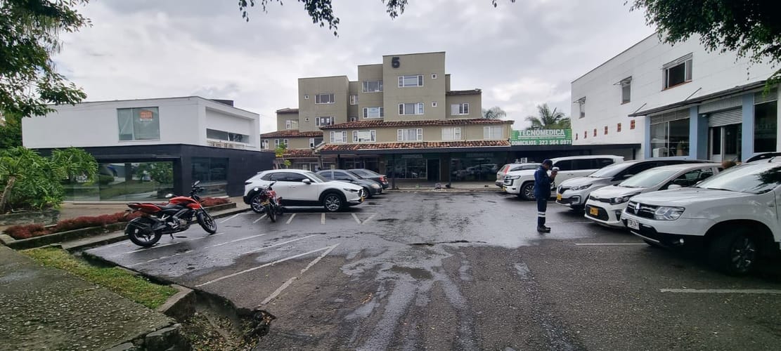 Oficina en venta en Centro, Rionegro, 43 m² · foto 11 de 15