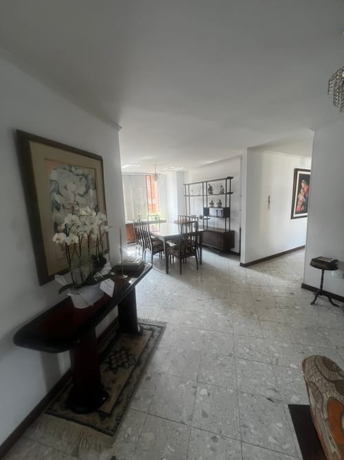 Apartamento de 4 alcobas en venta en Laureles, Medellín, 136 m² · foto 5 de 24