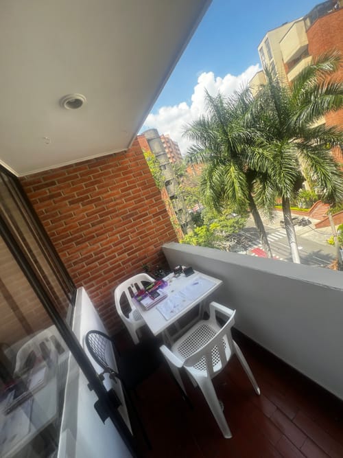 Apartamento de 4 alcobas en venta en Laureles, Medellín, 136 m² · foto 6 de 24