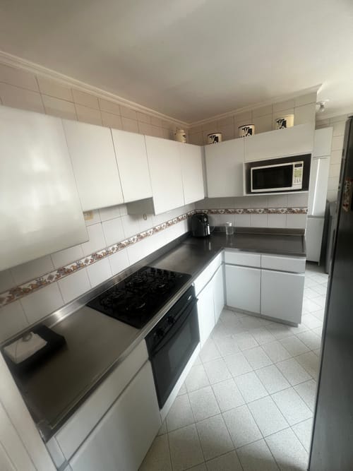 Apartamento de 4 alcobas en venta en Laureles, Medellín, 136 m² · foto 10 de 24