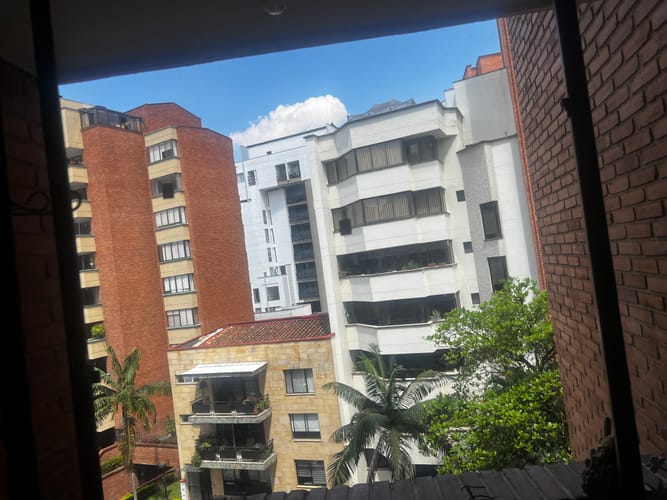 Apartamento de 4 alcobas en venta en Laureles, Medellín, 136 m² · foto 23 de 24