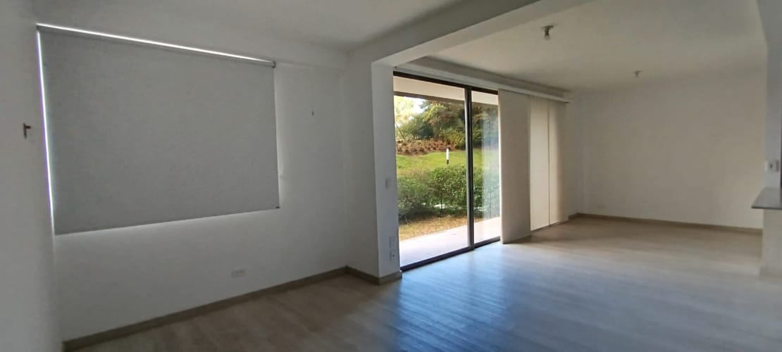 Apartamento de 3 alcobas en venta en Rionegro, 80 m² · foto 1 de 15