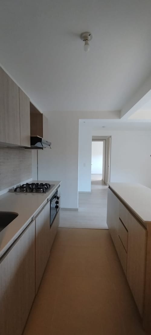 Apartamento de 3 alcobas en venta en Rionegro, 80 m² · foto 3 de 15