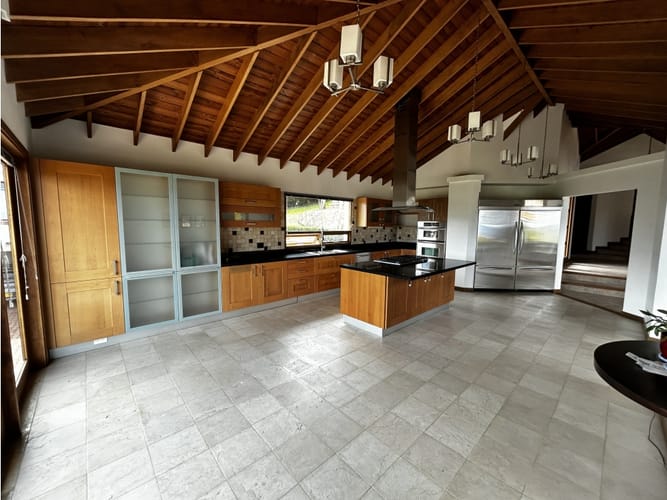 Casa de 4 alcobas en venta en Sindamanoy, Chía, 420 m² · foto 8 de 24