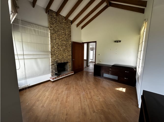Casa de 4 alcobas en venta en Sindamanoy, Chía, 420 m² · foto 16 de 24