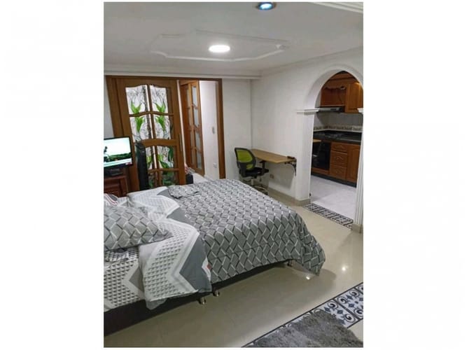 Apartamento de 4 alcobas en venta en Belén, Medellín, 220 m² · foto 2 de 24
