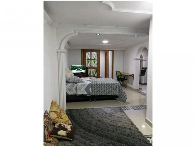 Apartamento de 4 alcobas en venta en Belén, Medellín, 220 m² · foto 3 de 24