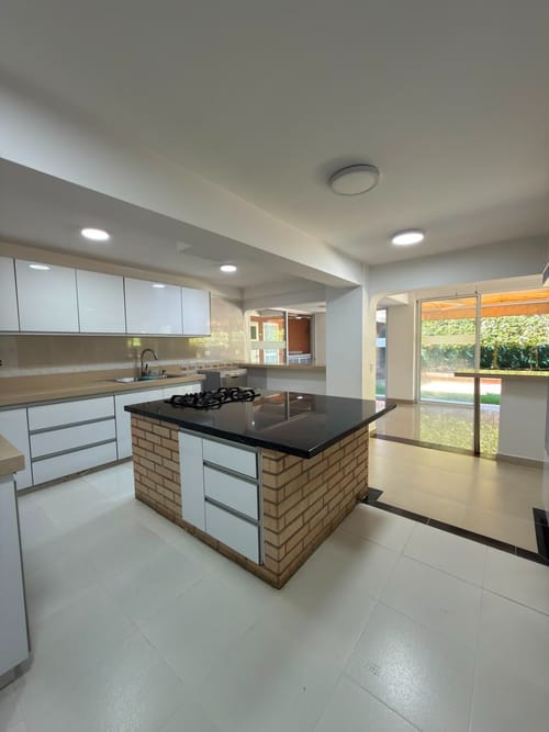 Casa de 4 alcobas en arriendo en Pance, Cali, 462 m² · foto 10 de 24