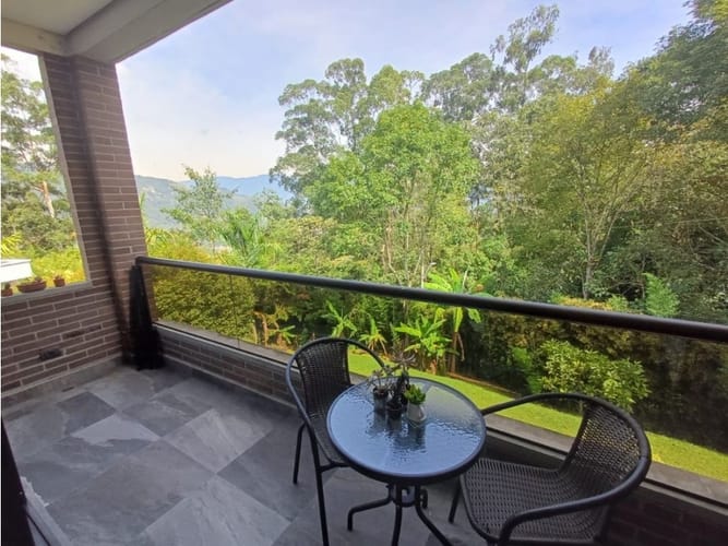 Casa de 5 alcobas en venta en Loma Del Escobero, Envigado, 780 m² · foto 11 de 15