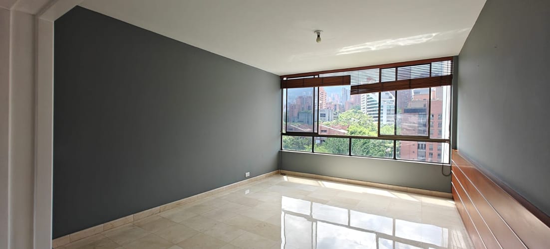 Apartamento de 3 alcobas en arriendo en Patio Bonito, Medellín, 208 m² · foto 3 de 18