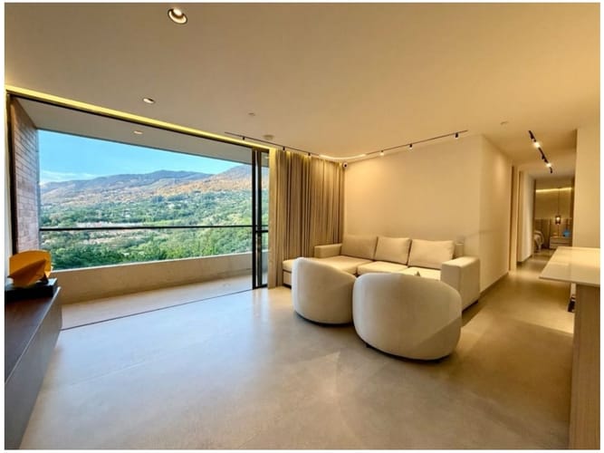 Apartamento de 3 alcobas en venta en Loma De Las Brujas, Envigado, 113 m² · foto 1 de 20