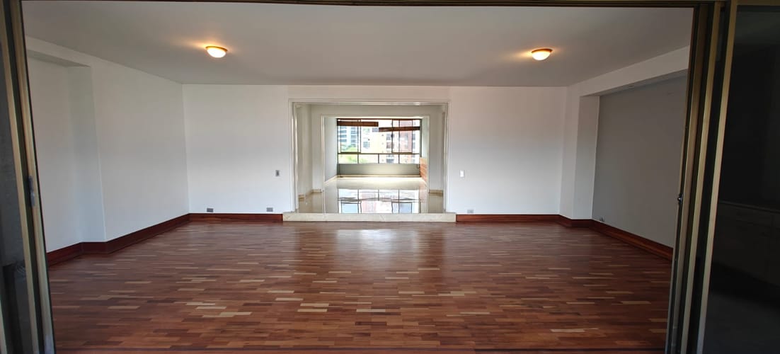 Apartamento de 3 alcobas en arriendo en Patio Bonito, Medellín, 208 m² · foto 6 de 18
