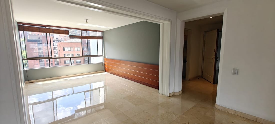 Apartamento de 3 alcobas en arriendo en Patio Bonito, Medellín, 208 m² · foto 11 de 18