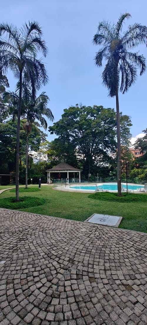 Apartamento de 3 alcobas en arriendo en Patio Bonito, Medellín, 208 m² · foto 18 de 18