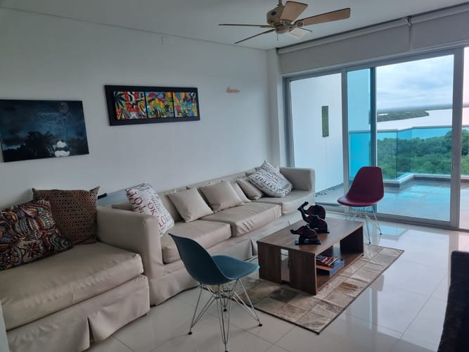 Apartamento de 2 alcobas en venta en El Centro, Cartagena, 185 m² · foto 2 de 18