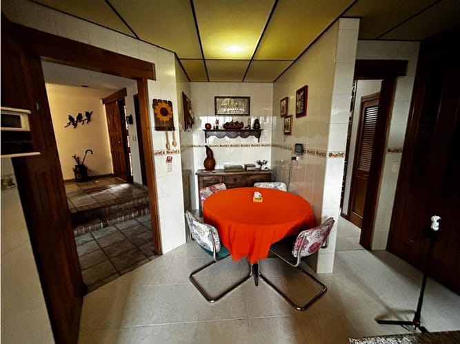 Casa de 5 alcobas en venta en Bachue, Chía, 270 m² · foto 11 de 24