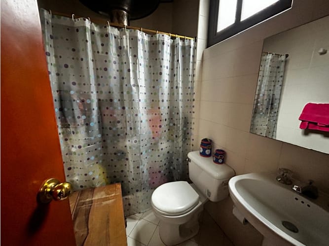 Casa de 5 alcobas en venta en Bachue, Chía, 270 m² · foto 15 de 24