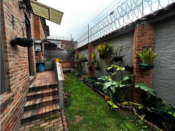 Casa de 5 alcobas en venta en Bachue, Chía, 270 m² · foto 20 de 24