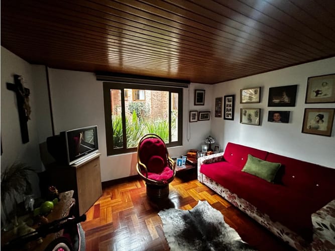 Casa de 5 alcobas en venta en Bachue, Chía, 270 m² · foto 22 de 24