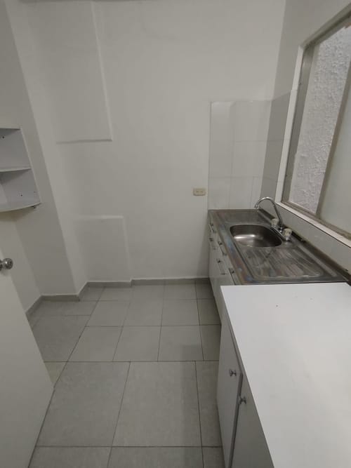 Local en venta en El Porvenir, Rionegro, 70 m² · foto 4 de 14