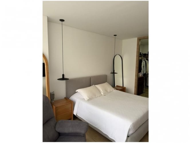 Apartamento de 2 alcobas en venta en Loma Del Escobero, Envigado, 85 m² · foto 4 de 14